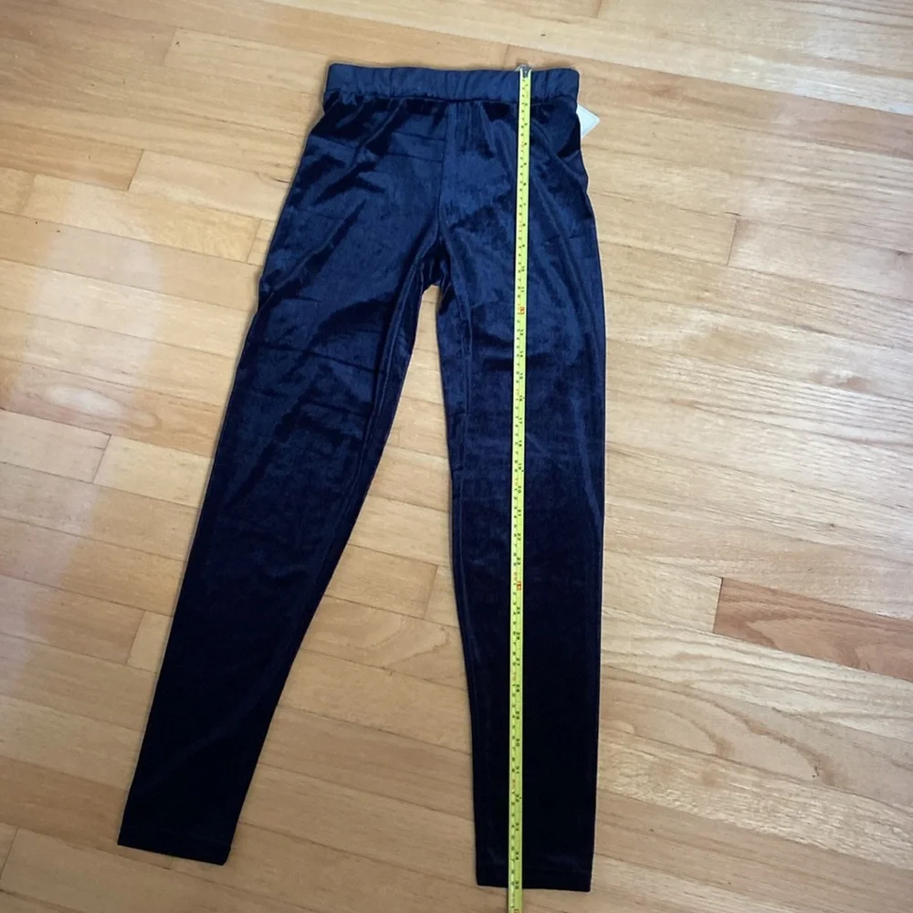 NWT Black Velvet Leggings Size XS - Picture 7 of 8